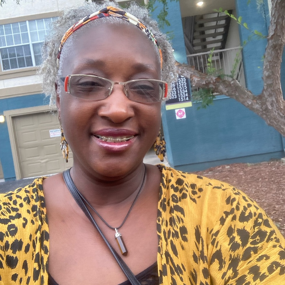 Meet your Posher, Anita